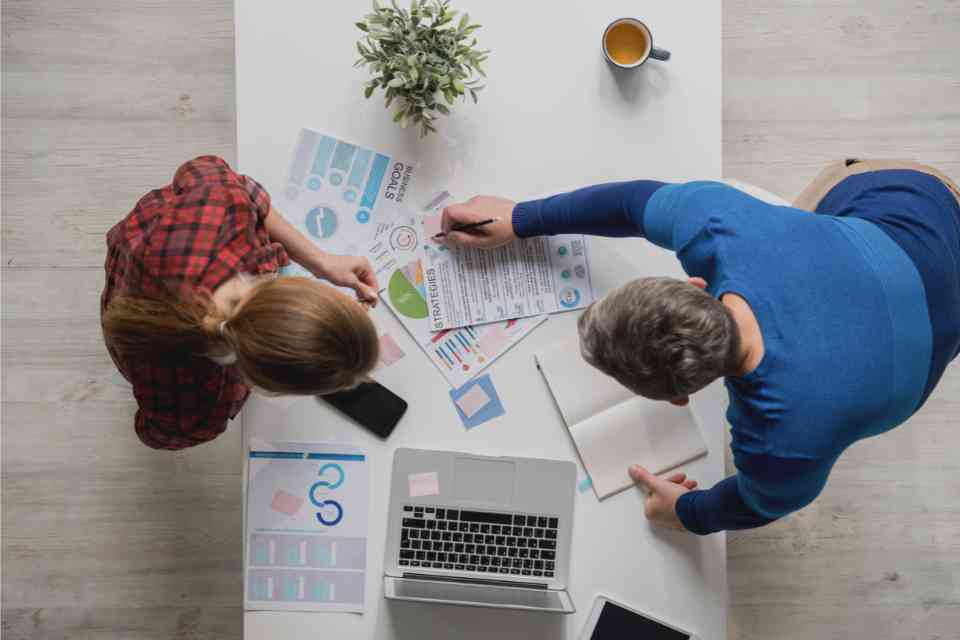 Illustration of careers and jobs at Alpine Marketing